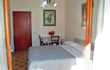 Perfetta per una coppia, con un ambiente intimo e accogliente.